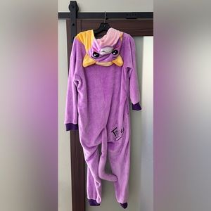 Lanky box, extra large, FOXY onesie. Used - good condition!